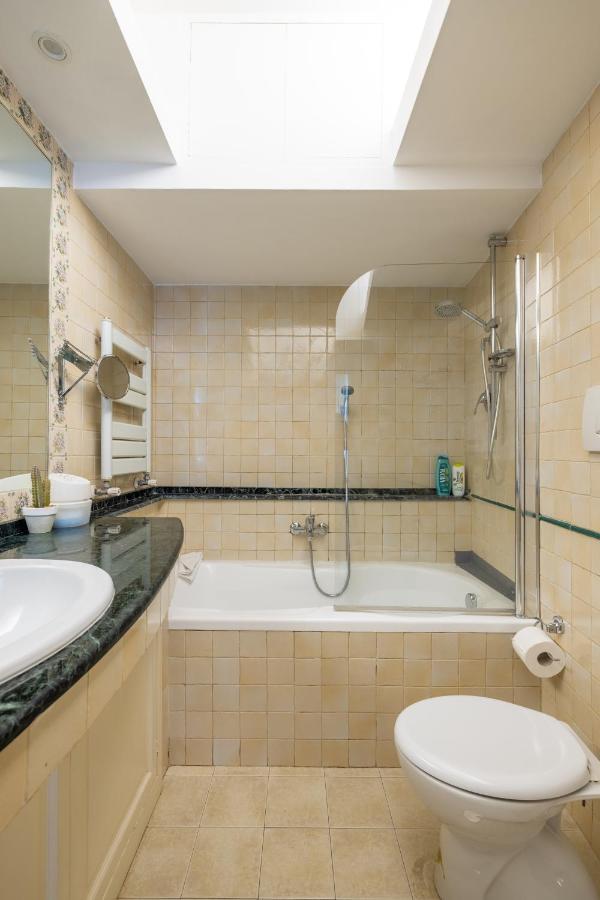 Charming Apartment With Patio A Few Steps From Colosseum 외부 사진