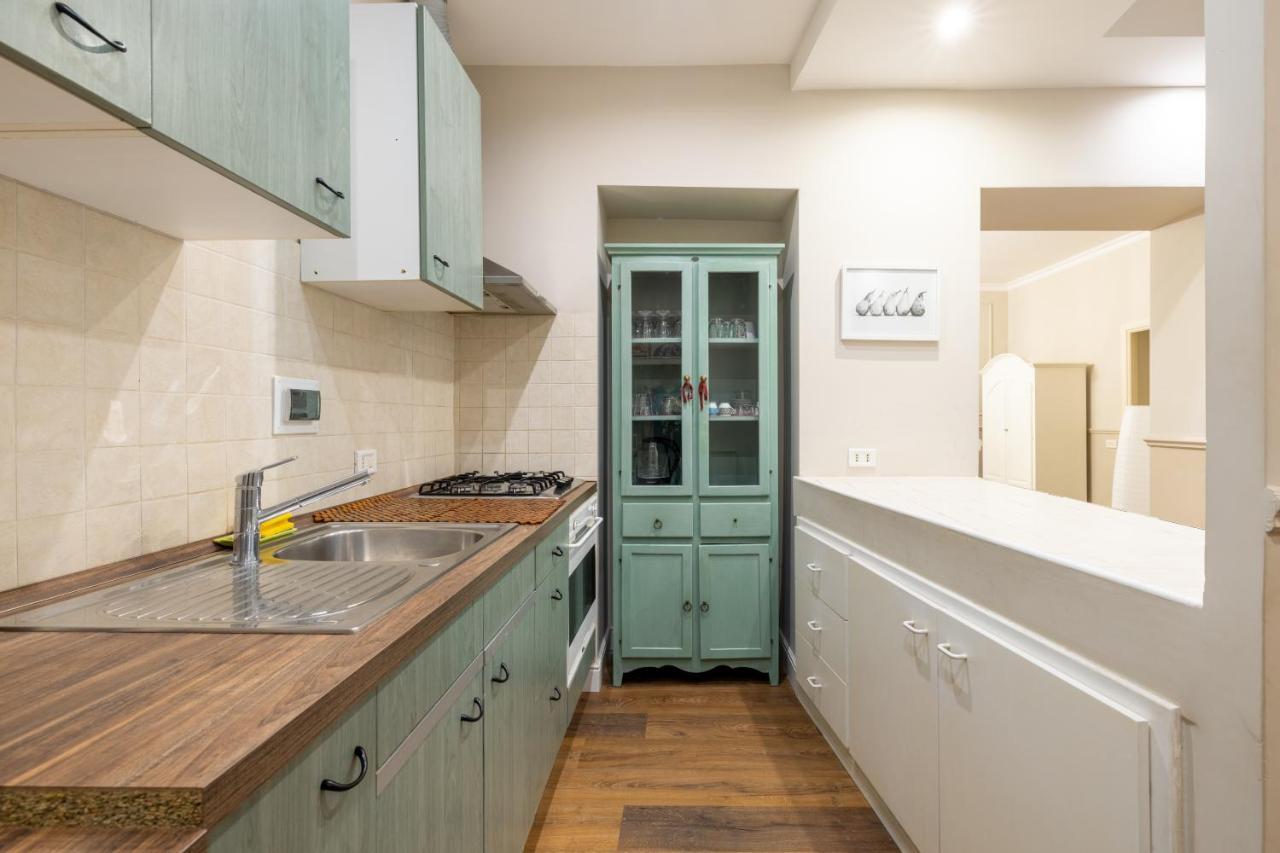 Charming Apartment With Patio A Few Steps From Colosseum 외부 사진